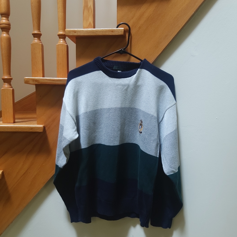 💚 2/$35 Giordano navy white green cotton stripe sweater